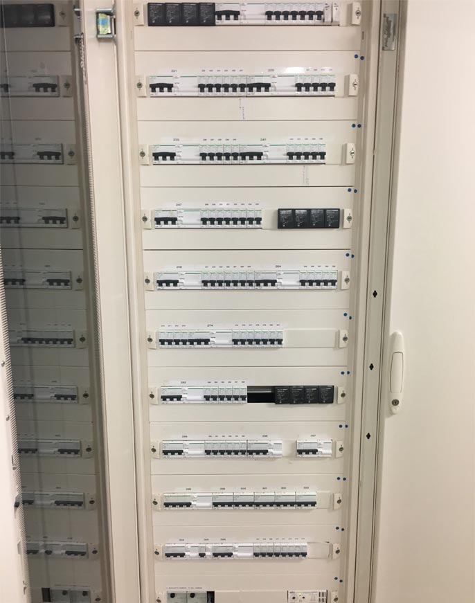 Pose de tableau électrique 06